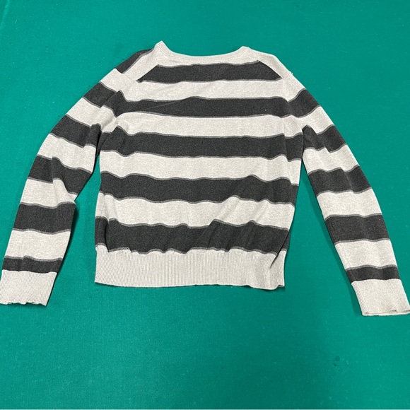 Tommy Hilfiger Striped Sweatshirt - Picture 2 of 2